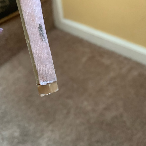 High Heel - Picture 8 of 12